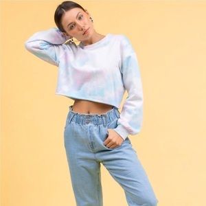 LAST 1️⃣ Tie Die Cropped Sweatshirt